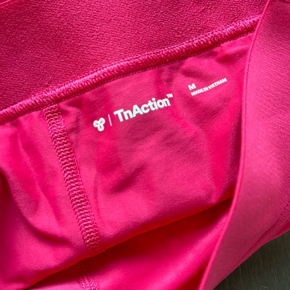 TNAction set in fuscia pink - Picture 5 of 7